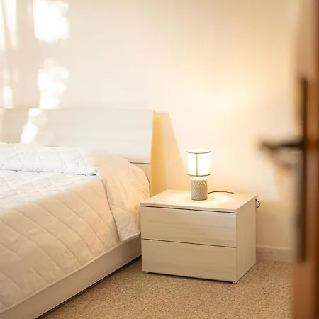 Mirto 2 Apartman *